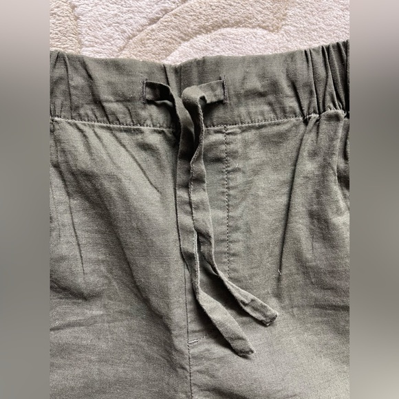 Uniqlo linen cotton relaxed shorts - Picture 4 of 7